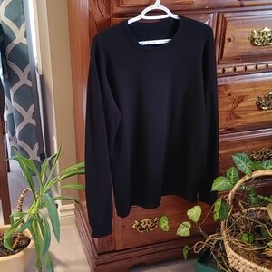 🍁Heattech Men's Medium black long sleeve thermal top